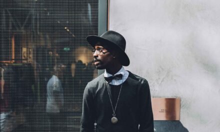 Pocket Squares Are Back!